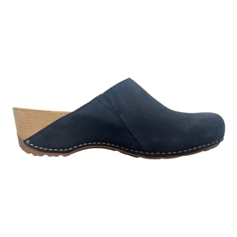 Dansko New Women’s Talulah Clog Black Nubuck size 38